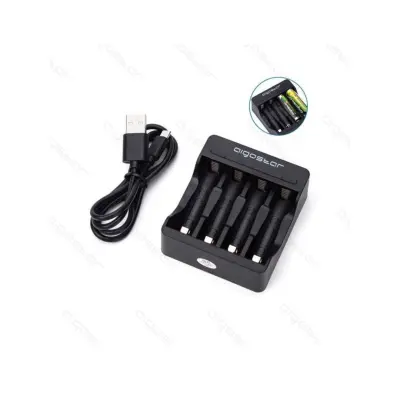 USB polnilec 4 AA / AAA baterij DC 5V 1A