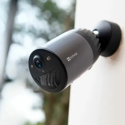 IP Kamera EZVIZ CS-BC1C 4.0MP brezžična, zunanja, vgrajen akumulator