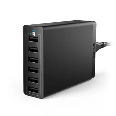 Anker PowerPort 6 60W črn 6-portni
