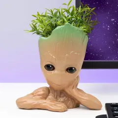 Paladone Groot rastlinski lonec | Keramični sadilnik ali držalo za pisala | Uradno licencirano blago Marvel in namizni dekor, črna, 6"