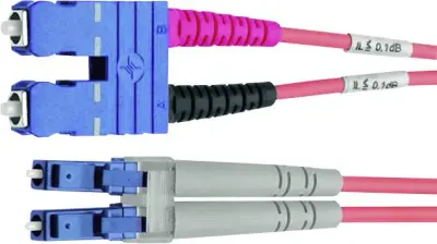 Telegärtner L00892A0075 steklena vlakna optična vlakna priključni kabel [1x moški konektor sc - 1x LC-vtič] 50/125 µ Multimode OM4 3.00 m
