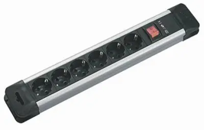 Bachmann 330.101 razdelilna letev s stikalom  aluminij\, črna vtičnica 1 kos
