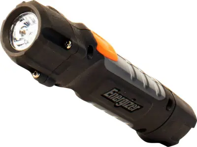 LED žepna luč Energizer Hardcase 2AA baterijski pogon 250 lm 0.34 kg črne barve