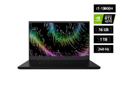 RAZER Blade 15 QHD 240Hz i7-13800H/16GB/1TB SSD/RTX 4070/W11 Home gaming prenosni računalnik