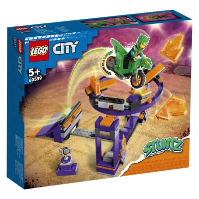 LEGO City 60359 Kaskaderski izziv s klančino in košarkarskim obročem