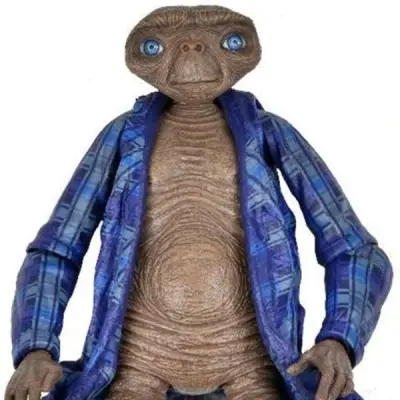 E.T. the Extra-Terrestrial Ultimate Telepathic E.T. 40th Anniversary 7-Inch Scale Action Figure