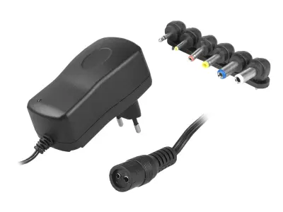 Univerzalni adapter 3 V-12 V / 2000 mA, 6 konektorjev