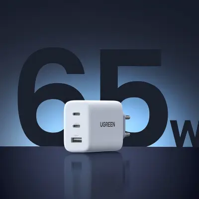 UGREEN USB-C Charger 65W USB C 3-port PD polnilnik polnilec za prenosnik