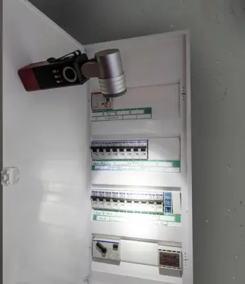 Staudte-Hirsch led akumulatorski ročni reflektor SH-5.300 225 lm 553000