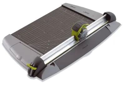 Rezalnik rexel a4 15-listni easyblade cl100