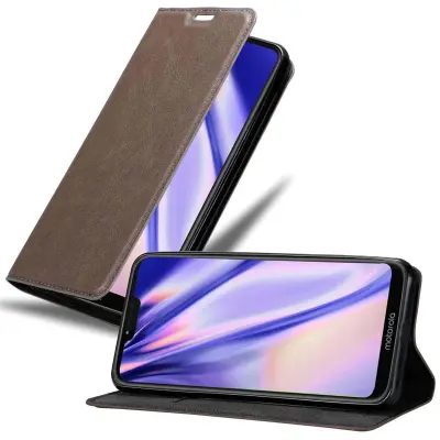 Cadorabo Ohišje, združljivo z Motorola MOTO G7 POWER v kavovinsko rdeča - Zaščitni ovitek z magnetnim zapiranjem, stoječo funkcijo in režo za kartice