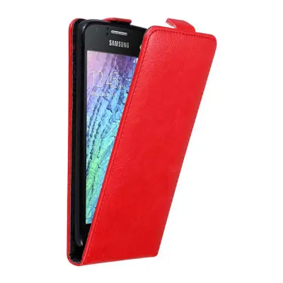 Cadorabo Ohišje, združljivo z Samsung Galaxy J1 2015 v rdeče jabolko - Zaščitni ovitek v obliki flipa z magnetnim zapiranjem