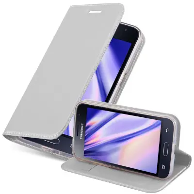 Cadorabo Ohišje, združljivo z Samsung Galaxy J1 2015 v klasično srebrno - Zaščitni ovitek z magnetnim zapiranjem, stoječo funkcijo in režo za kartice