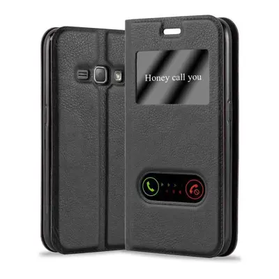 Cadorabo Ohišje, združljivo z Samsung Galaxy J1 2015 v črni komet - Zaščitni ovitek z magnetnim zapiranjem, stoječo funkcijo in 2 okencema za gledanje