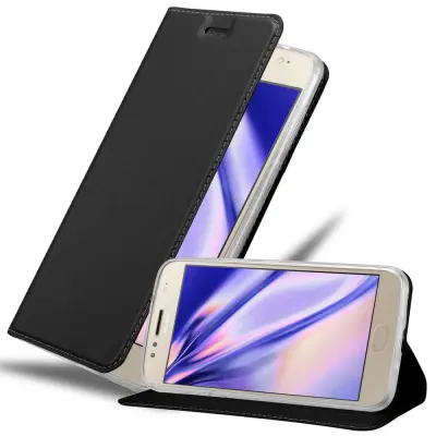 Cadorabo Ohišje, združljivo z Motorola MOTO G5S PLUS v klasična črna - Zaščitni ovitek z magnetnim zapiranjem, stoječo funkcijo in režo za kartice