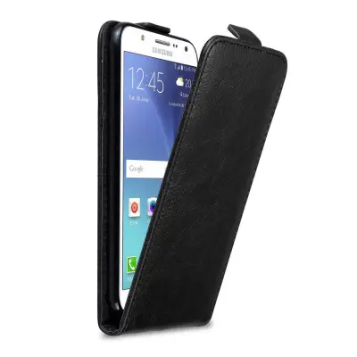 Cadorabo Ohišje, združljivo z Samsung Galaxy J7 2015 v nočna črna - Zaščitni ovitek v obliki flipa z magnetnim zapiranjem