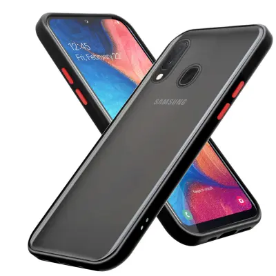 CADORABO Samsung v zamrznjenih črnih - rdečih tipkah - hibridni zaščitni pokrov s silikonom TPU v notranjosti in mat plastičnim hrbtom