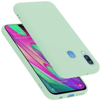 CADORABO Ohišje, združljiv s Samsungom v tekoči svetlo zeleni barvi - zaščitni pokrov iz fleksibilnega silikona TPU