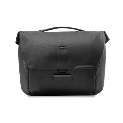 Everyday Backpack s trakom 13L - Črna barva - v2