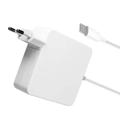 MacBook USB-C stenski polnilec 96 W Quick Charge - bel