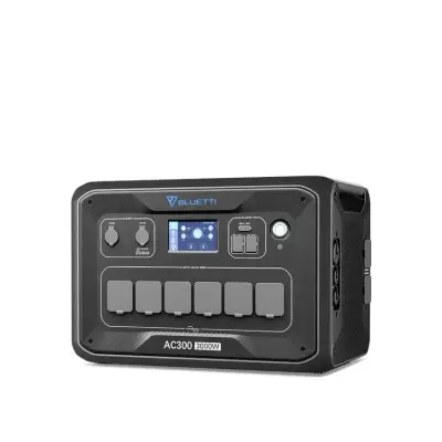 Bluetti AC300 powerstation   LiFePO 4  črna brez regulatorja polnjenja