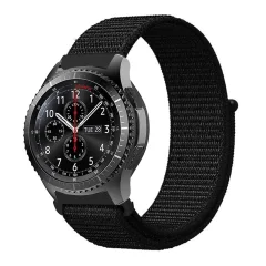 Cadorabo Nylon WristBand 20 mm, združljiv s Samsung Galaxy Watch 42 mm / 3 /4 /5 / šport v črni barvi - nadomestni jermen za Huawei Watch 2 za Nokia Steel za LG Watch Sport za Pepple 2 itd.