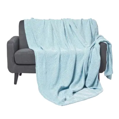 Bombažna odeja Homescapes Halden Chevron Teal, 255x360 cm