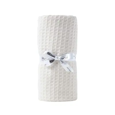 Homescapes Otroška odeja iz organskega bombaža z valovi Natural, 125x150 cm