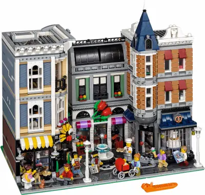 LEGO Creator Expert 10255 Assembly Square