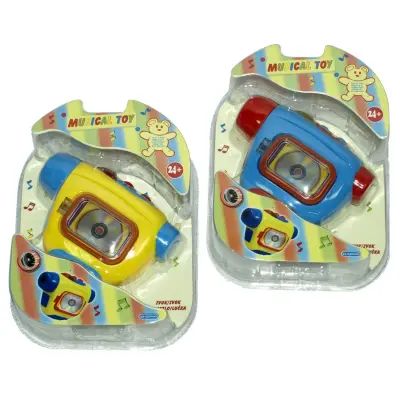 Glasbena igrača kamera bat.