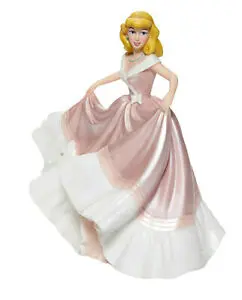 DISNEY FIGURICA PEPELKA V ROZA OBLEKI