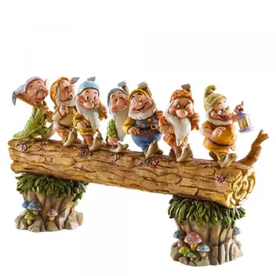 Figurica Disney Traditions Sedem palčkov, vezana domov, večbarvna
