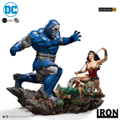 DIORAMA FIGURICA MERILO 1/6 DC COMICS WONDER WOMAN VS DARKSEID