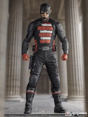 UMETNIŠKA FIGURICA MARVEL FALCON IN ZIMSKI VOJAK JOHN WALKER AMERIŠKI AGENT