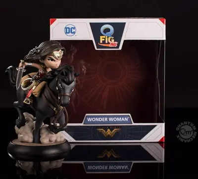 FIGURA QFIG DC COMICS WONDER WOMAN NA KONJU