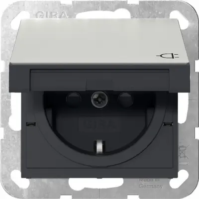 Gira SCHUKO vtičnica KD + SH 4414600