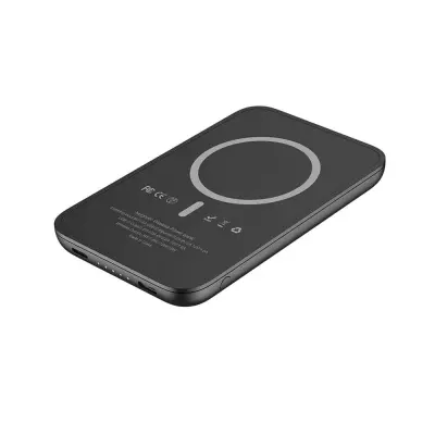 VEGER prenosna baterija MagOn Kick 5000 mAh, črna
