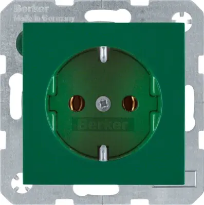 Berker SCHUKO vtičnica gn/gl 47438913