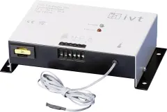 Solarni regulator polnjenja 12 V\, 24 V 20 A IVT