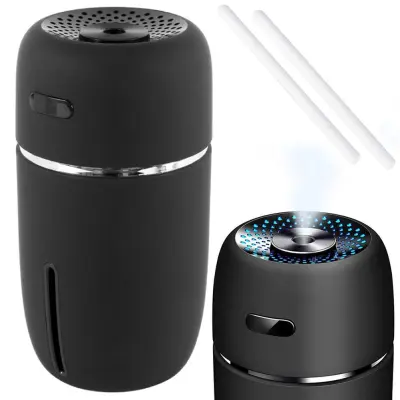 LED RGB avtomobilski vlažilec zraka difuzor 200ml in USB polnilec