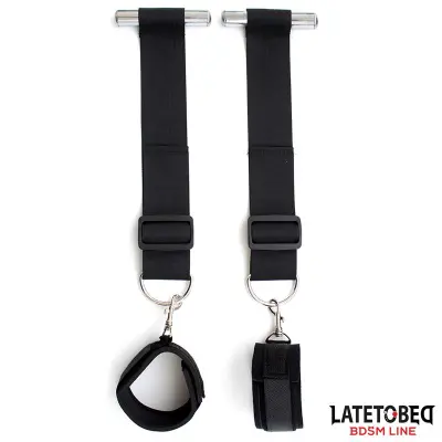 OKOVI ZA ROKE ZA VRATA Latetobed BDSM Line
