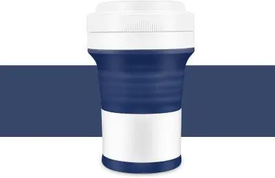 GENERIC silikonska potovalna skodelica s pokrovom