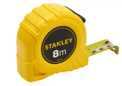 Stanley Miara je valjala 8m plastično telo 1-30-457