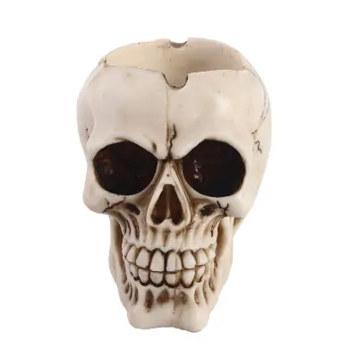 Ornament lobanje za pepelnik za noč čarovnic