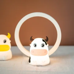 Otroška nočna lučka krava, prenosna polnilna nočna lučka, krmiljena iz pipe, s 7 različicami svetlobe