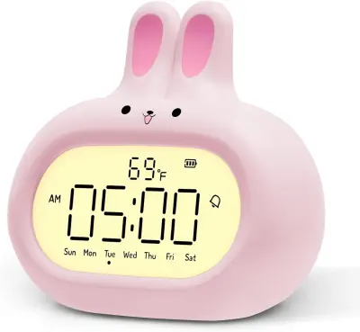 Zajčja digitalna budilka s prikazom dneva, ljubek dizajn zajčka