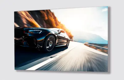 Slika na steklu hitrost športnega avtomobila na cesti okrasna slika 90x60 cm