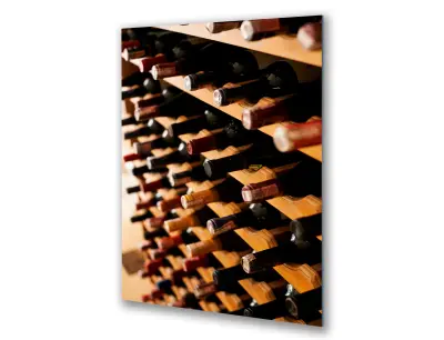 Slika na steklu steklenice vina vinograd okrasna slika 83x130 cm