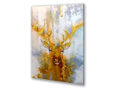Slika na steklu barve jelenove zlate barve na belem ozadju okrasna slika 60x90 cm