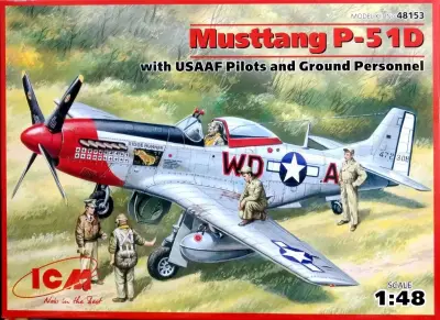 Ameriški lovec Mustang P-51D druge svetovne vojne s piloti USAAF in kopenskim osebjem